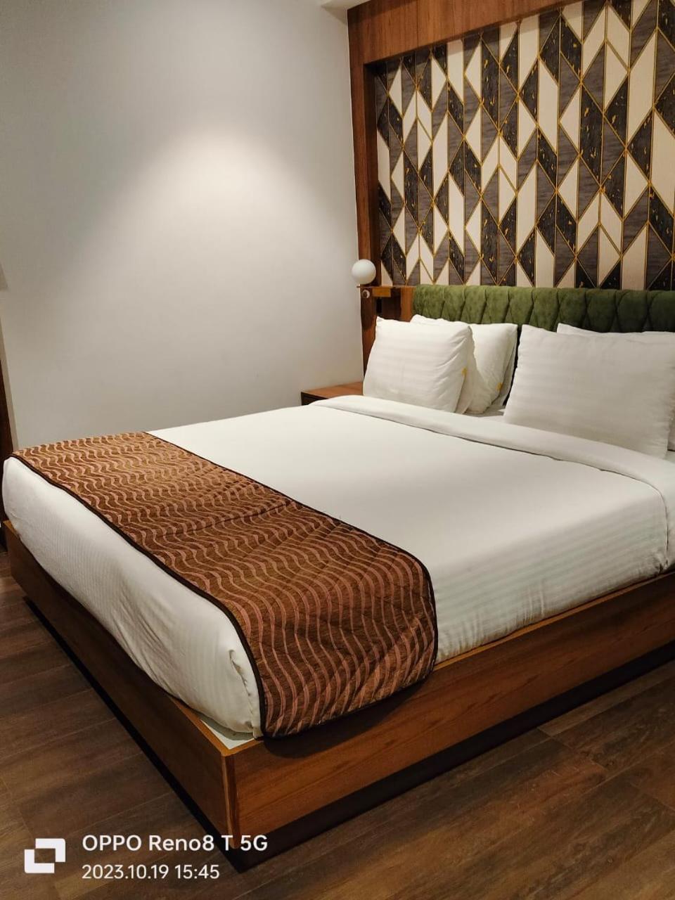Mandarin Sky Otel Kannur Dış mekan fotoğraf